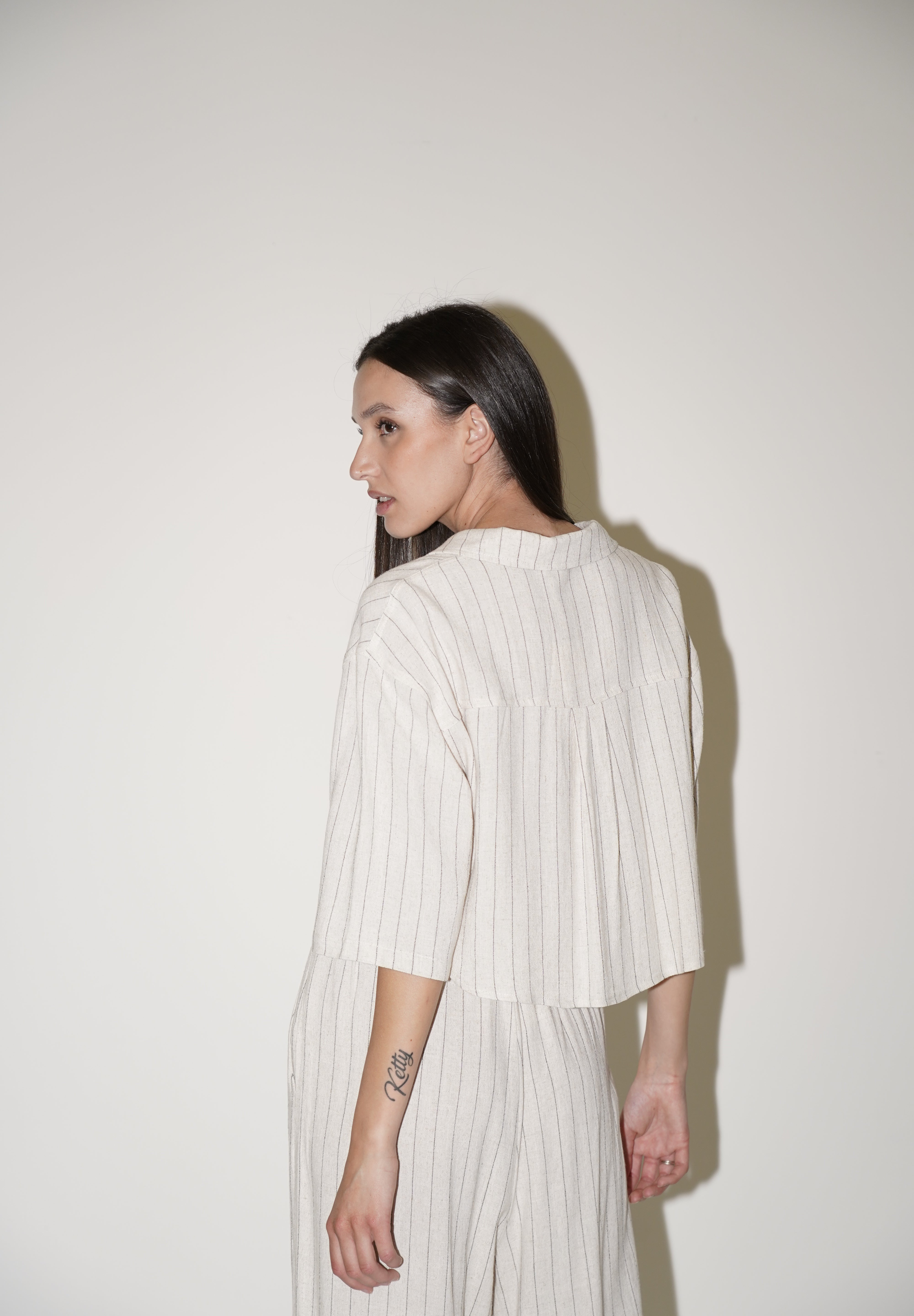 Camicia crop gessata