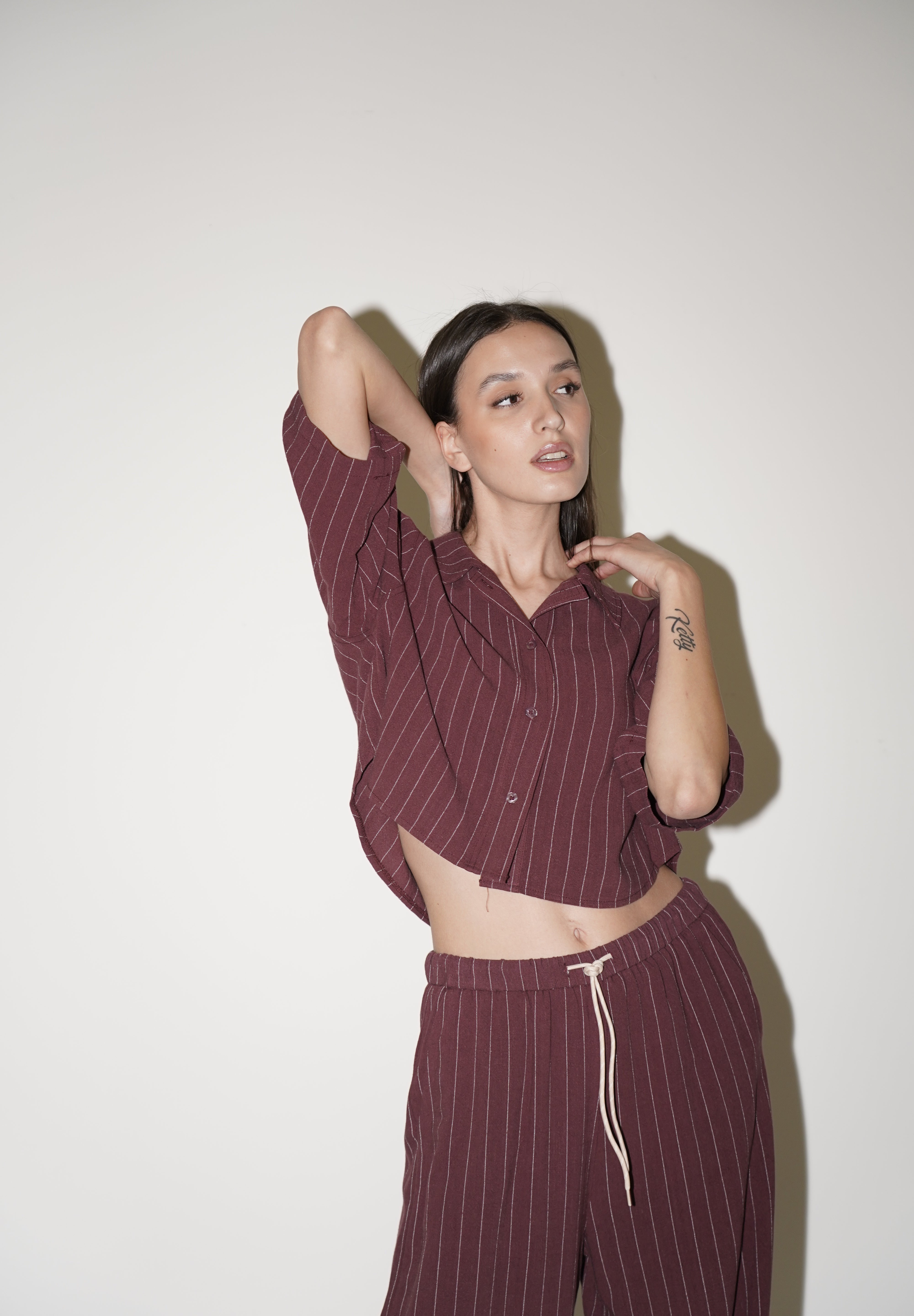 Camicia crop gessata